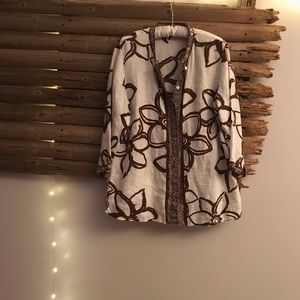 SOLD!!!Laura Ashley 100% linen blouse size L